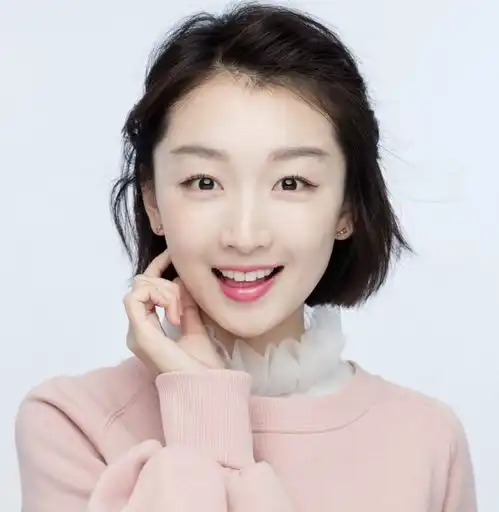 娱乐圈最新十位女星,80后霸占6席70后占1席,90后夺魁