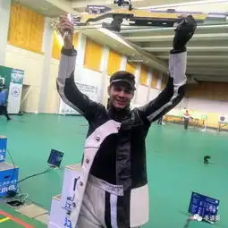 因沉迷吃鸡而被父亲送去练习射击,印度少年竟夺得国际大赛奖牌