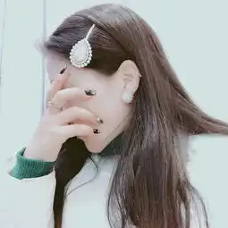 这些时髦又高级的饰品,拯救你无处安放的少女心