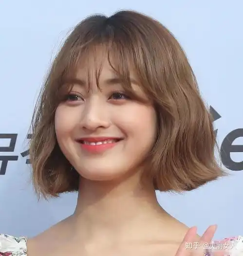 女生短发怎么烫好看又好打理