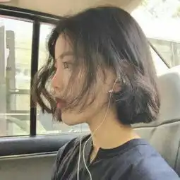 女生头像孤独伤感背影图片你不勇敢没人替你坚强