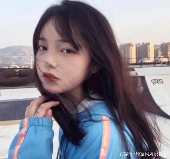初中班主任很反感的女生,尤其是第二种,奈何是男生的心头宝