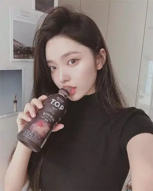 甜美性感韩国网红金娜熙,是你心中的女朋友吗