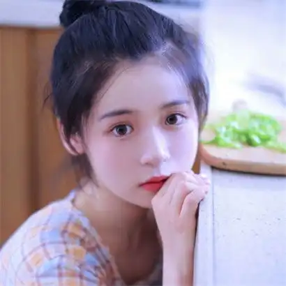 好看女生头像可爱清新同一个人共计12张