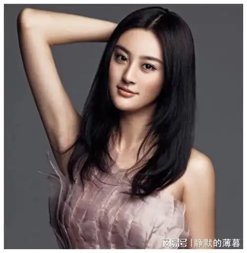 横店群演校花成灾,美女想出名不顾片酬只为一夜能成名