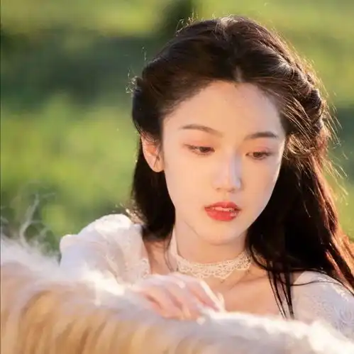 清新女生头像背影头像你是我一纸揉皱的理想
