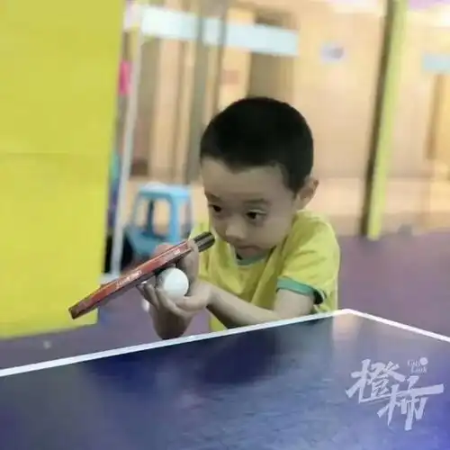 11岁男孩打乒乓评上国家一级运动员,网友这名字强得可怕