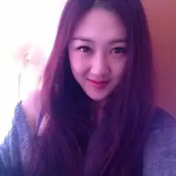 足球宝贝神似汤唯爆红球迷于汉超娶她组图