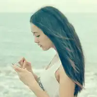 唯美清纯女生qq头像白天不懂夜的黑