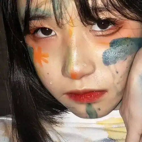突然记起他女生头像
