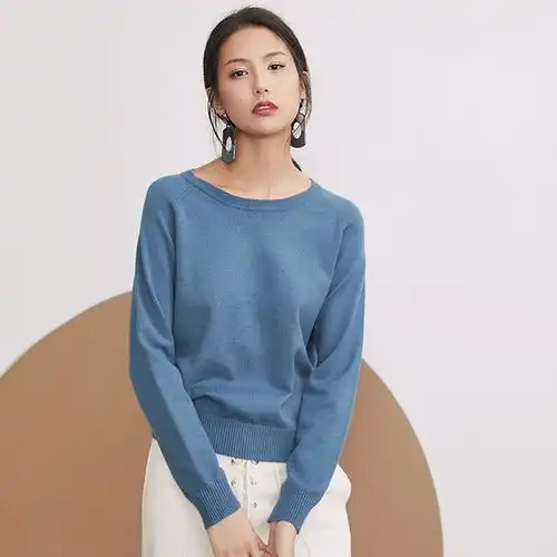 时尚新款针织衫,减龄显瘦,尽显女性的柔软美