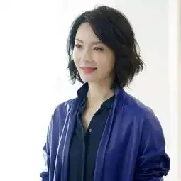 42岁陈数剧中剧外的时尚尽显高级感,气质十足