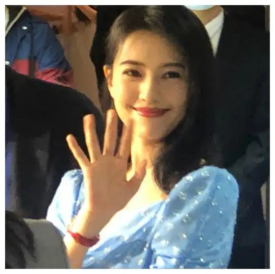 女星的生图有多绝,赵丽颖温柔,刘亦菲高贵优雅,高圆圆少女感
