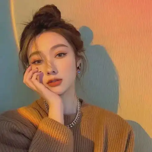 真人女生头像我想安静的难过,心存感激的生活