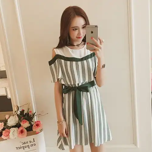 清新温柔的连衣裙,穿上既显高挑感又显淑女范哦