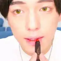 男生涂口红头像微信头像图片大全