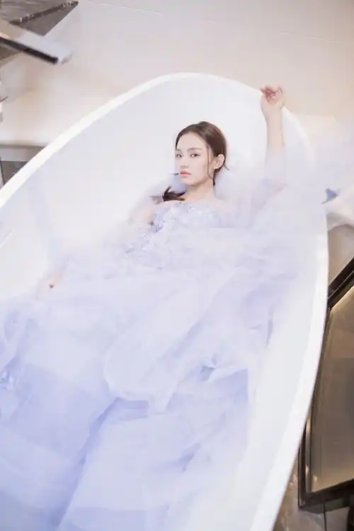 一路纱到年末的女星,谁是你的最爱
