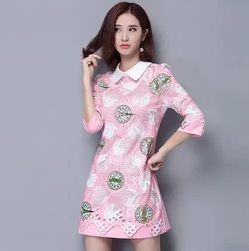 秋季连衣裙如何搭配显气质时尚女生秋季裙子搭配图片