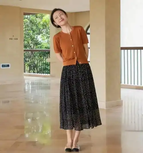 微胖人群穿搭技巧大揭秘,轻松get高级洋气造型