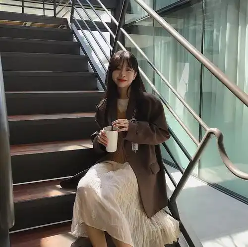 穿着西装撩妹是一种什么样的体验