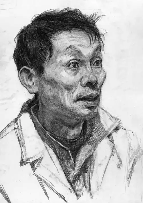 最近带着孩子们画素描素描素描头像短期素描唐山画室美术集训