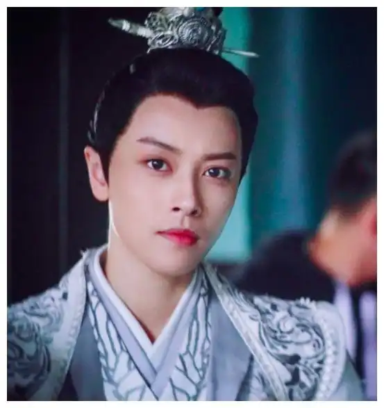 女扮男装的几位演员,邢恩最帅,林青霞经典,而她骗了观众很多年