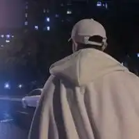 男生戴帽子挡脸头像精选,戴帽子让人感觉很神秘
