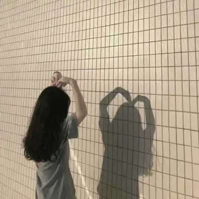 女生头像背影长发唯美优雅漂亮侧脸美女头像