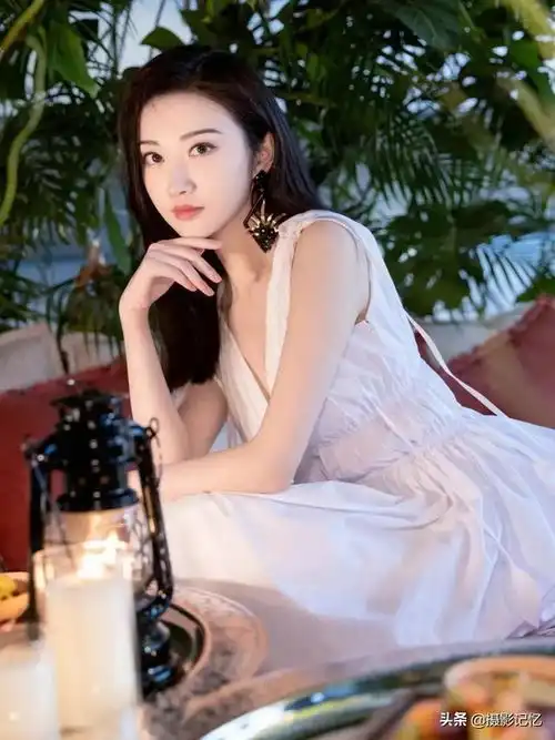 景甜清新脱俗