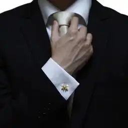 别样袖口,西服玩家的神级助攻
