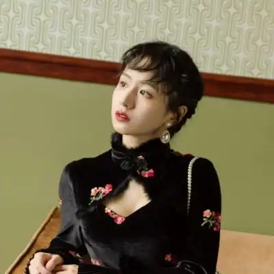 祁安辞复古唯美女生头像总有一微信头像我要个性网