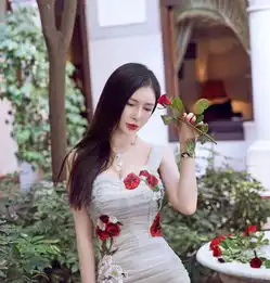 国画风包臀裙,典雅女人最美丽