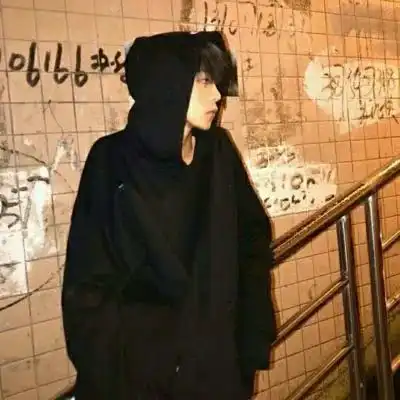 丧头像希望我们都能很幸运的一种遇到好的人