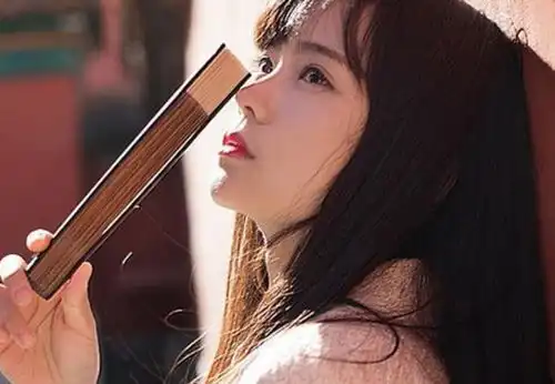 渣女才会这么称呼你,直男别再傻了,要是认真你就输惨了