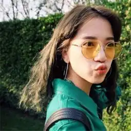 漂亮欧美女生图片大全2018最新这世界太吵杂周边都是假话