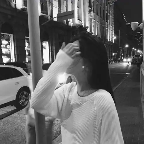 这世界真好,每天都有不同的难过