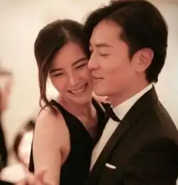 红极一时的女星,和郑伊健约定不生孩子,45岁身材走形令人羡慕