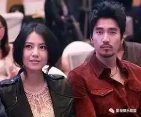 杨幂微博晒与赵又廷合影,痛批赵又廷自拍都是些啥,网友杨幂终于露全脸了