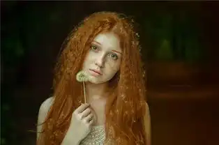 阳光下的少女脸庞