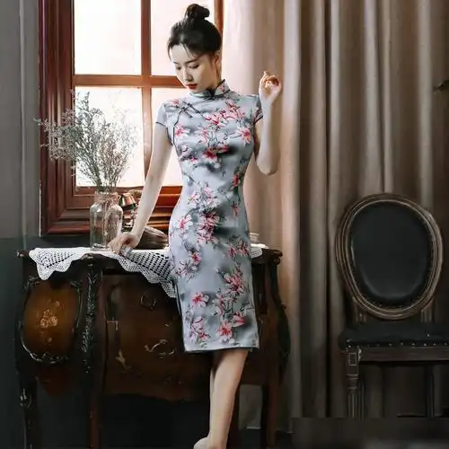 33位穿旗袍的东方美女模特,优雅妩媚,倾国倾城,让人眼前一亮