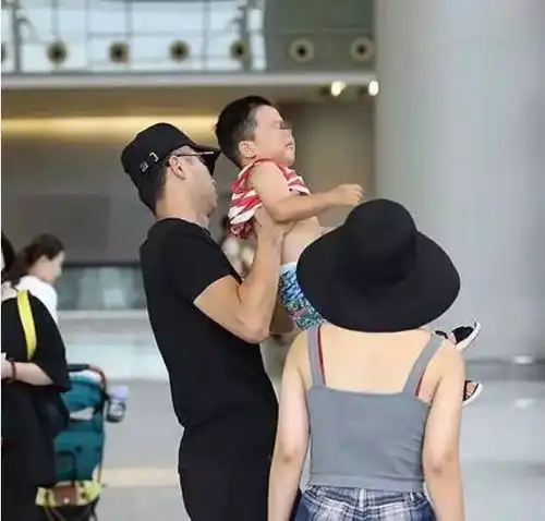 她出道19年从不接吻戏,和老公结婚多年零绯闻,网友最纯洁女星