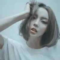 可爱少女头像爱我的人请安静