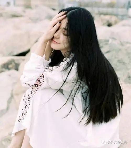 中国第一森女马思纯同期书模爆火时消失,如今成国民初恋接班人