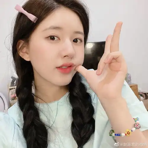 什么是初恋脸有这2个特征的女生,好看炸了
