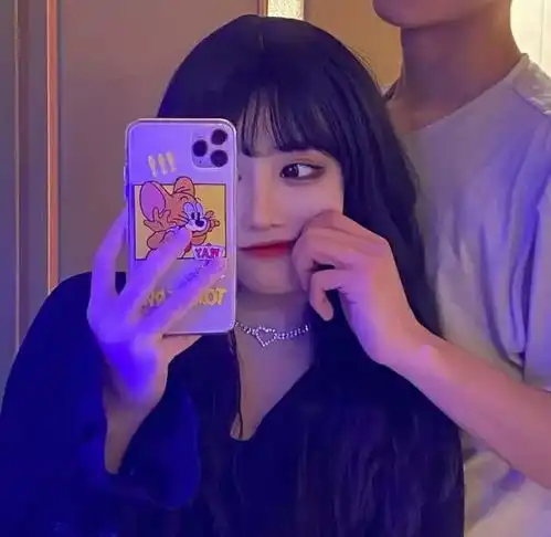 有什么好看的情侣头像,想要真人的