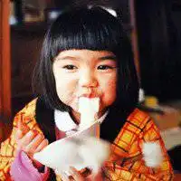 呆萌小孩吃东西头像微信头像图片大全