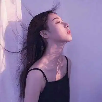 女生头像高冷霸气的微信女生头像335