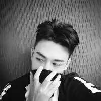 找一个和这个类似的男生头像