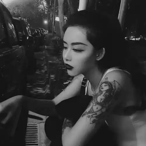 黑白头像