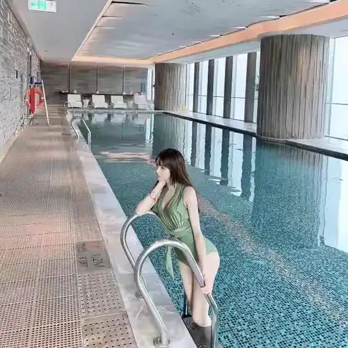 美女图集之清新脱俗的女孩子三十三